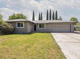 2051 Taylor Rd, Central Pt, OR 97502