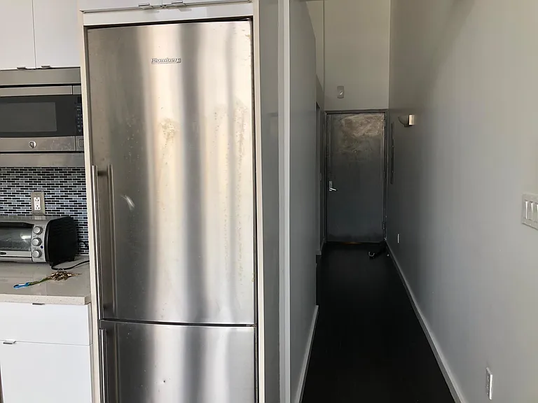 728 Market St #401 — Photo 17