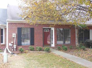 1906 W Brownstone Ct SW, Decatur, AL 35603