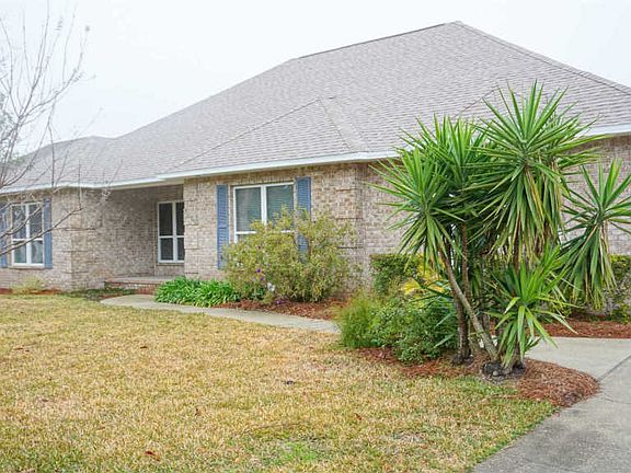 2nd image of 1404 Sound Forest Dr