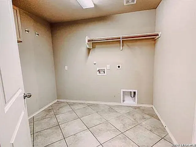 3022 Hidden Mdw — Photo 18