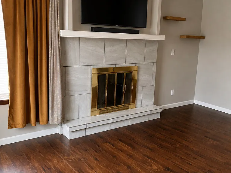2079 W 50th Pl — Photo 4