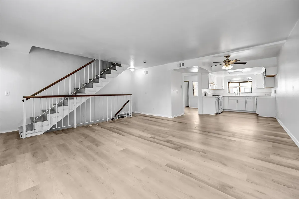 Building Photo - 6236 Rosemead Blvd #D