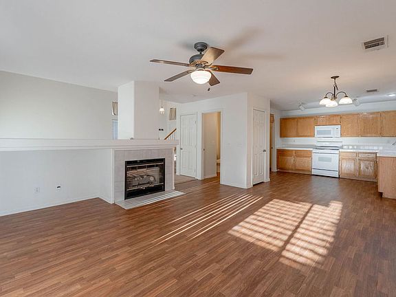 2nd image of 8379 Rockefeller St