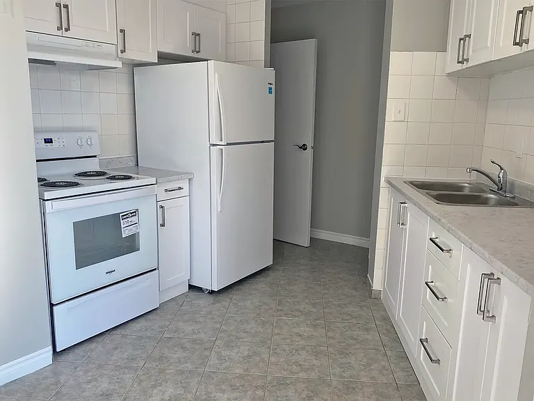 750 Wallace St — Photo 3