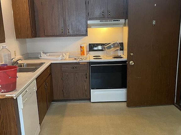 4th image of 1816 Bloedel Ave #5