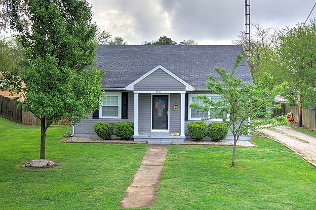 1st image of 1417 Rose Ave