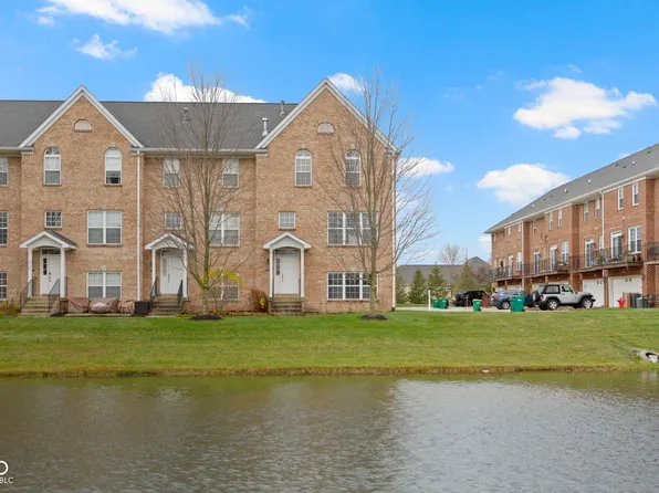 15334 Mystic Rock Dr, Carmel, IN 46033