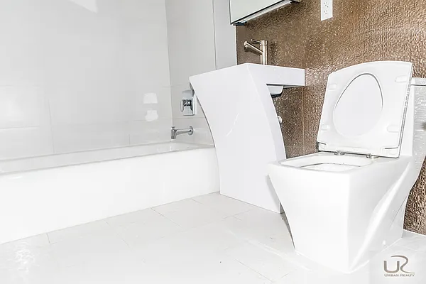 Rented by Urban Realty NYC | media 25