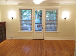 1539 W Addison St, Chicago, IL 60613