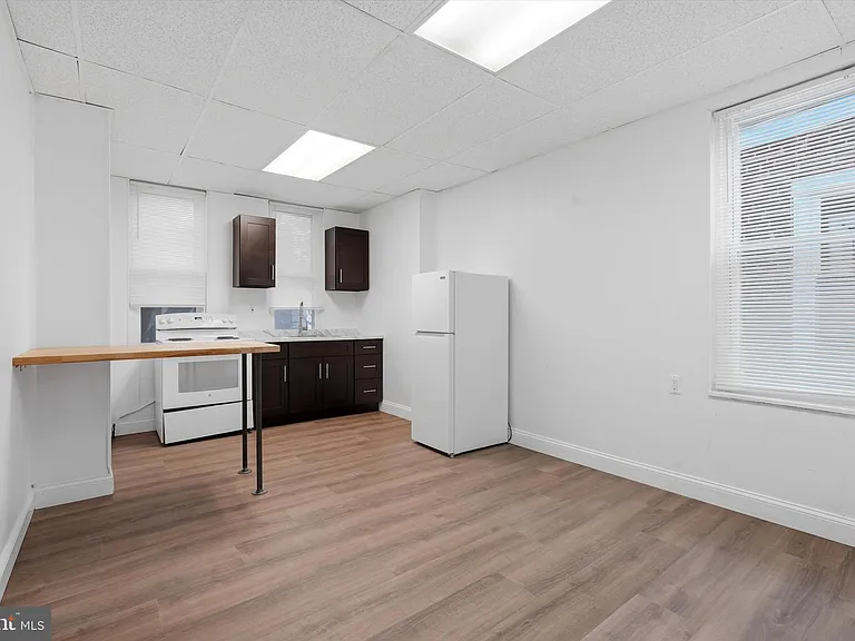 2021 S 22nd St #2 — Photo 2