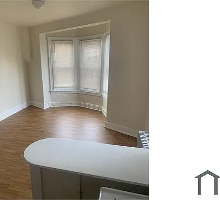 2 bed, 600 sqft, $1,200 — Photo 2