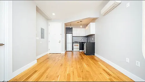 14 Spencer Ct #5B Photo 1