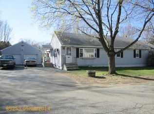 21 Carver St, Sanford, ME 04073