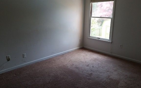 5th image of 877 Waif Woods Ln
