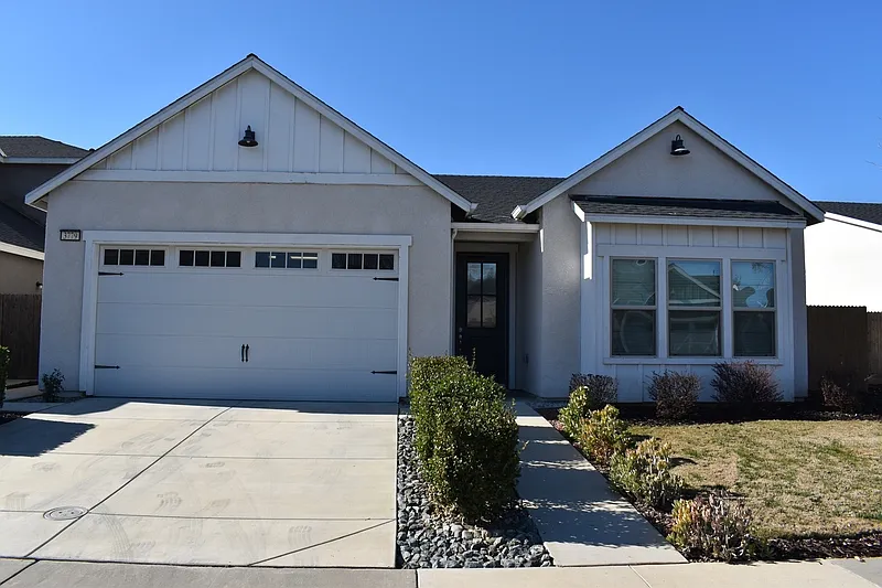 3779 Bonifacio Way photo 1