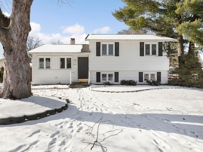 1857 Hass Dr, South Bend, IN, 46635