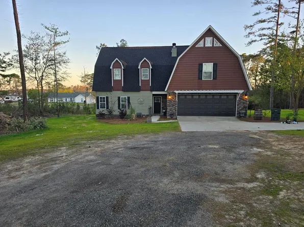 703 Woodlake Cir, Douglas, GA 31535