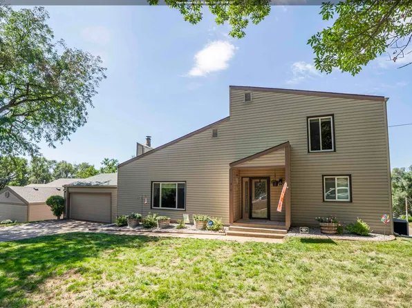3463 Lindenwood St, Sioux City, IA 51104