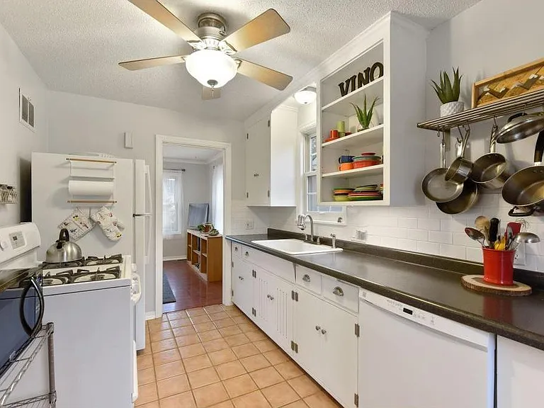 3040 Florida Ave S — Photo 4