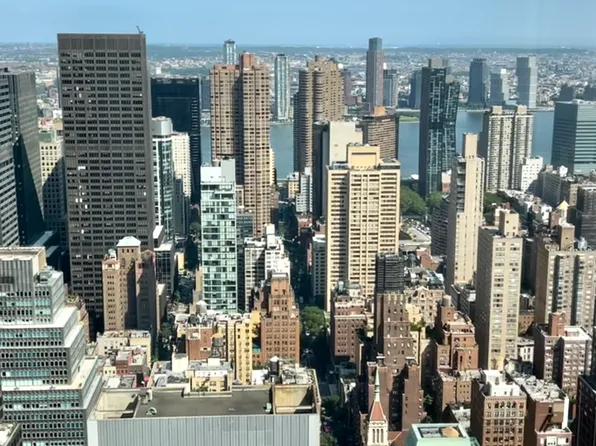 425 5th Avenue image 22 of 25