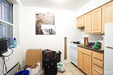 Rented by City Connections Realty