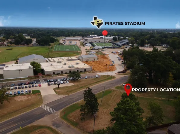 312 & 314 Broach St, Pittsburg, TX 75686