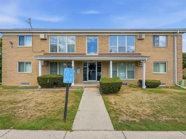 26345 W 7 Mile Rd APT 229, Redford, MI 48240