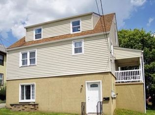 908 Penn St, Brackenridge, PA