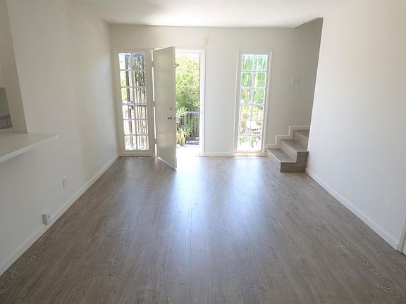 3rd image of 5753 Lexington Ave APT 1