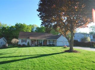 129 Anytrell Dr, Webster, NY 14580