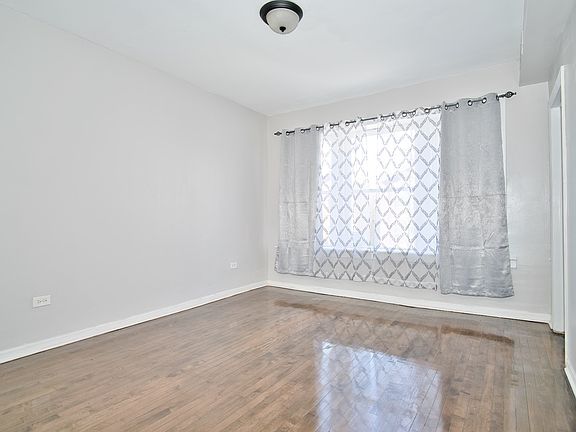 5th image of 1251 S Kolin Ave