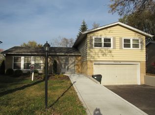 2708 Turtle Creek Dr, Hazel Crest, IL 60429