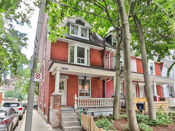5th image of 121 McGill St