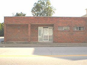 1st image of 712 W Broadway