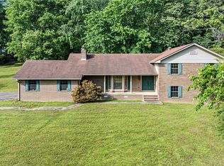 411 Marina Rd, Russellville, AR 72802