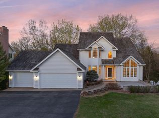 6459 Pinnacle Dr, Eden Prairie, MN 55346