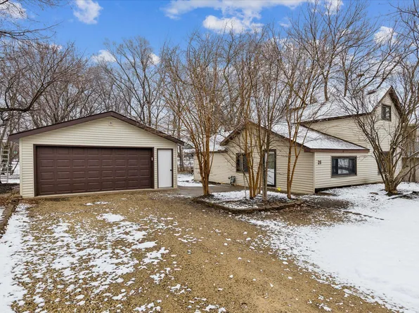 21 Dean Ave E, Champlin, MN 55316