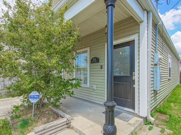 1828 Pratt St, Gretna, LA 70053