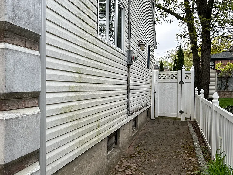 29 Schmidts Ln — Photo 47
