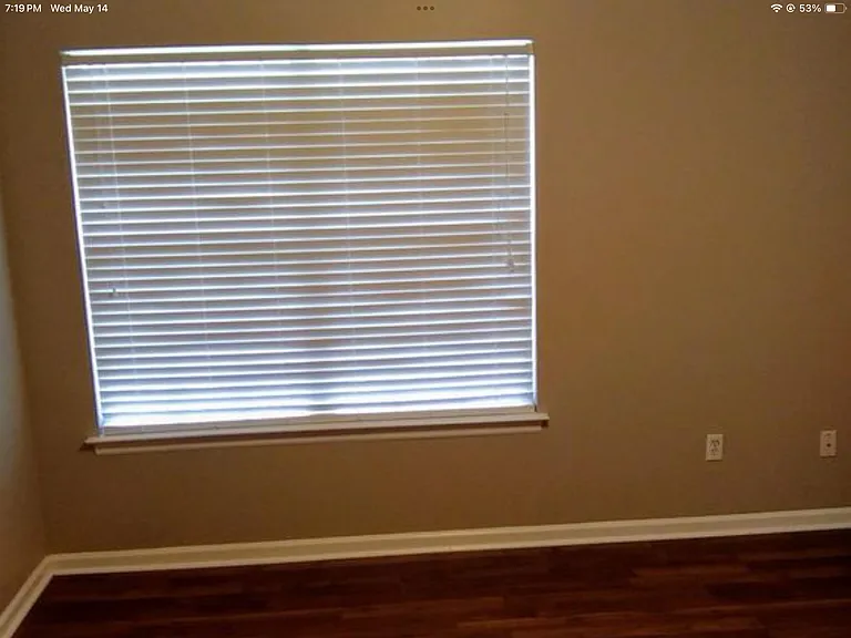 8078 Shadow Oak Dr — Photo 4