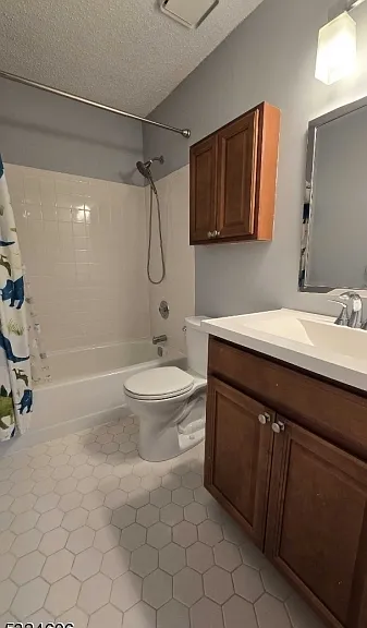 16 Lyon Ln — Photo 19