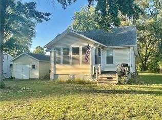 1420 W 27th St S, Independence, MO 64052