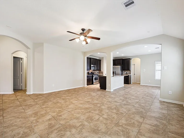 208 Morgan Isle Ln — Photo 2