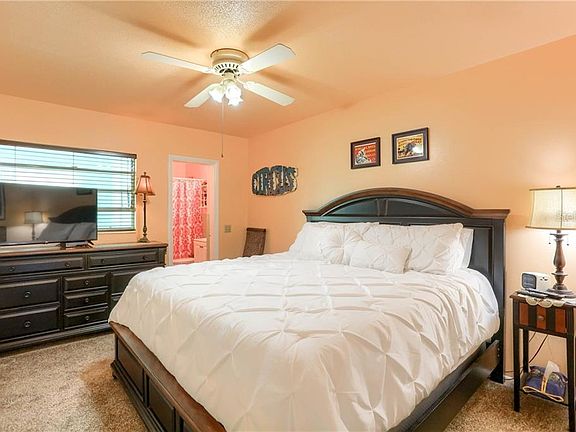 3rd image of 2447 Ecuadorian Way APT 59