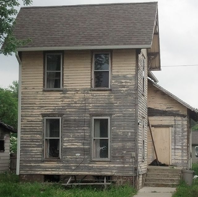 1st image of 3544 West St