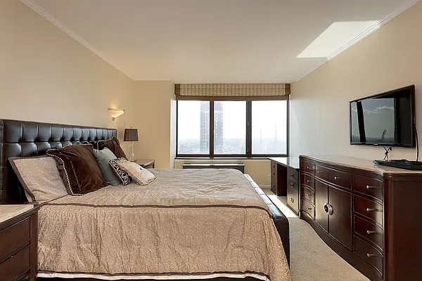 Rented by S & S Real Estate Inc | media 21