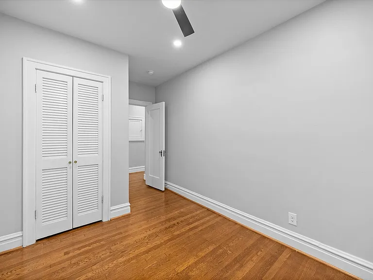 7373 Pershing Ave #1-1W — Photo 15