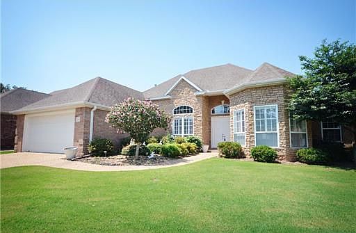 1st image of 2307 SW Penny Ln