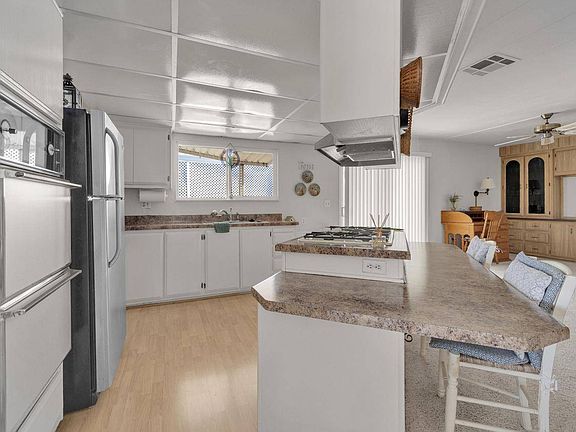 2nd image of 7467 Mission Gorge Rd Space 174